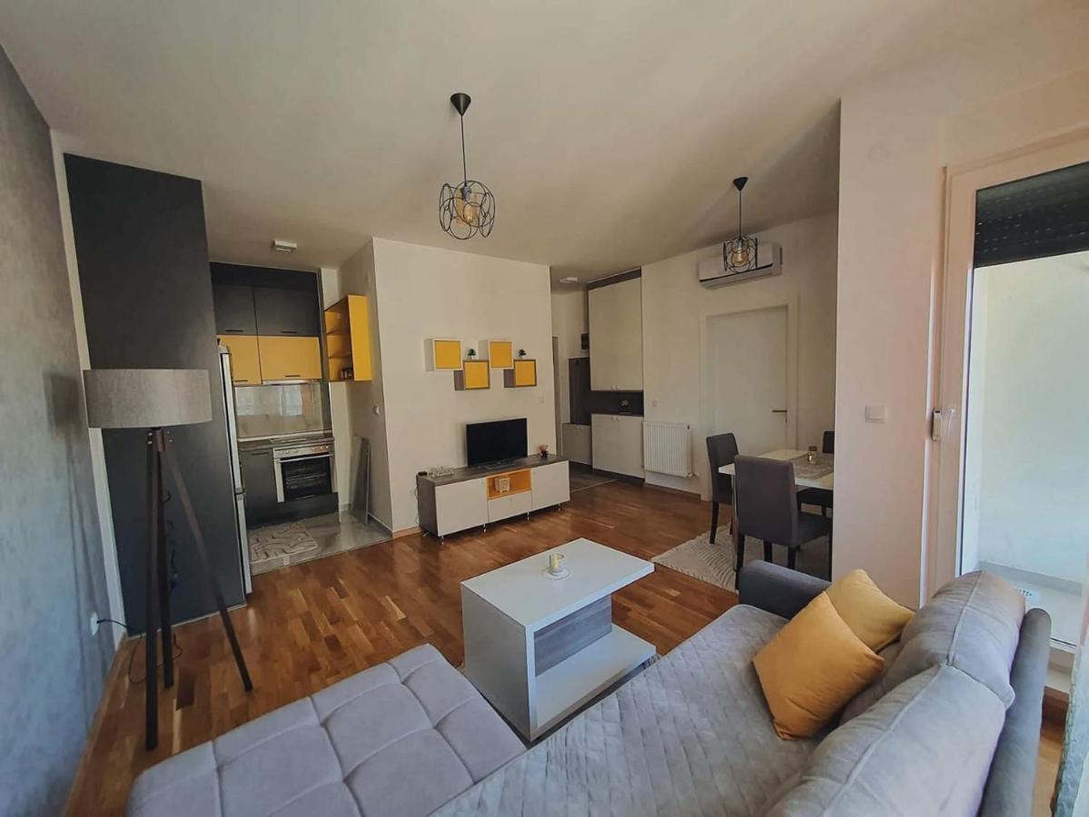 Zara 1 Apartman Биелина Екстериор снимка